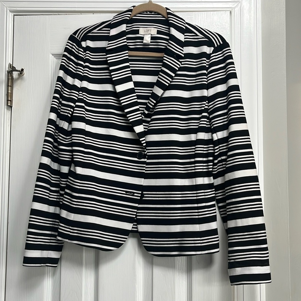 Black and white striped blazer - Loft - 12
Stretch material